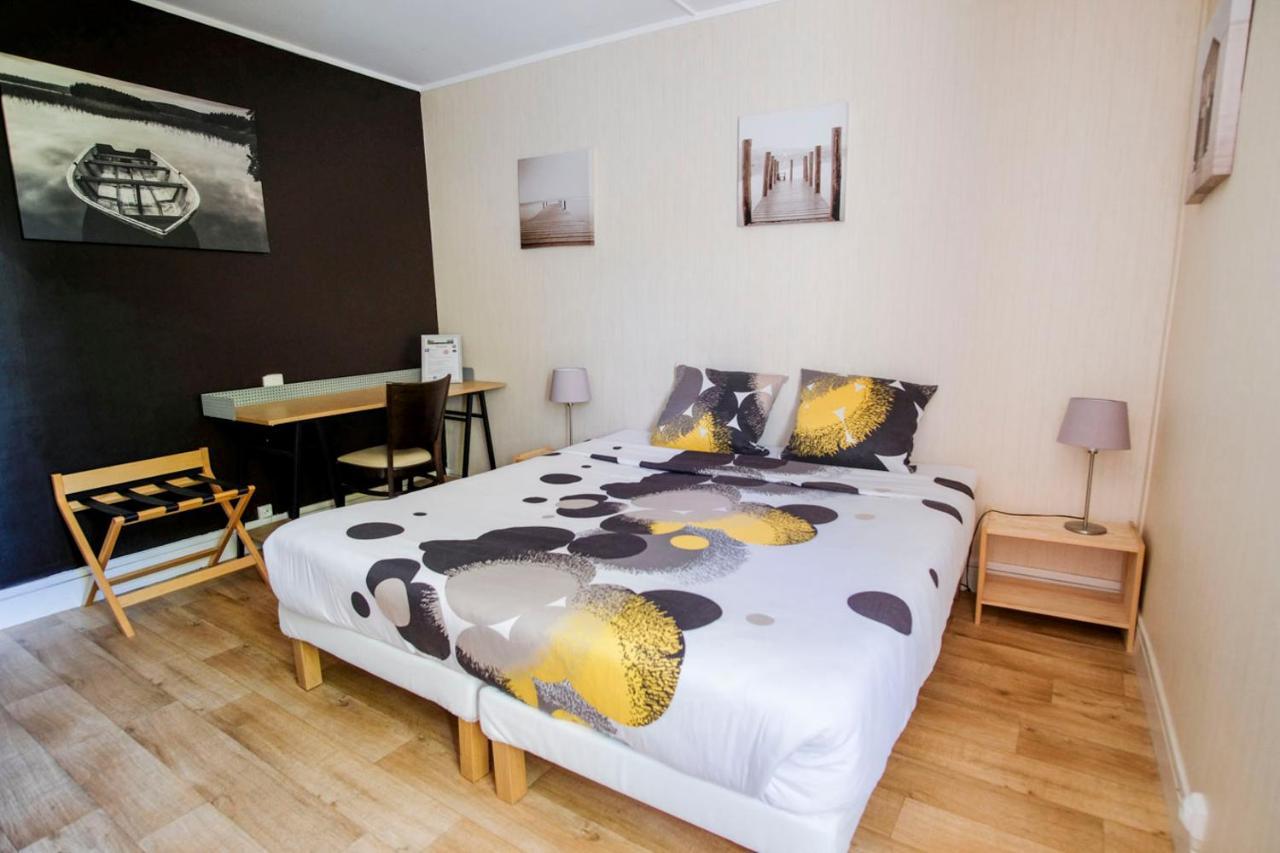 Les Gues Rivieres Bed & Breakfast Pujols  Exterior foto