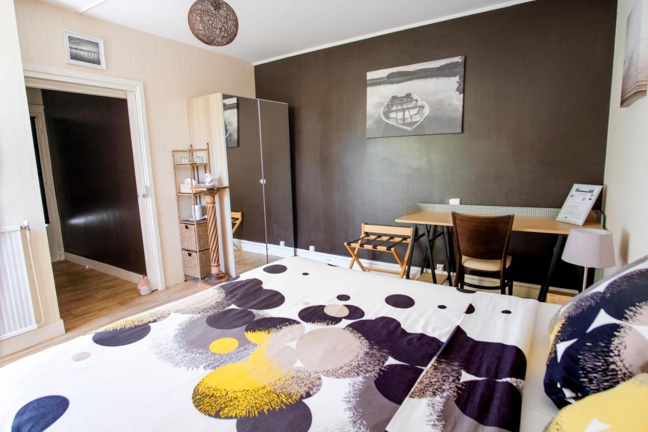 Les Gues Rivieres Bed & Breakfast Pujols  Exterior foto