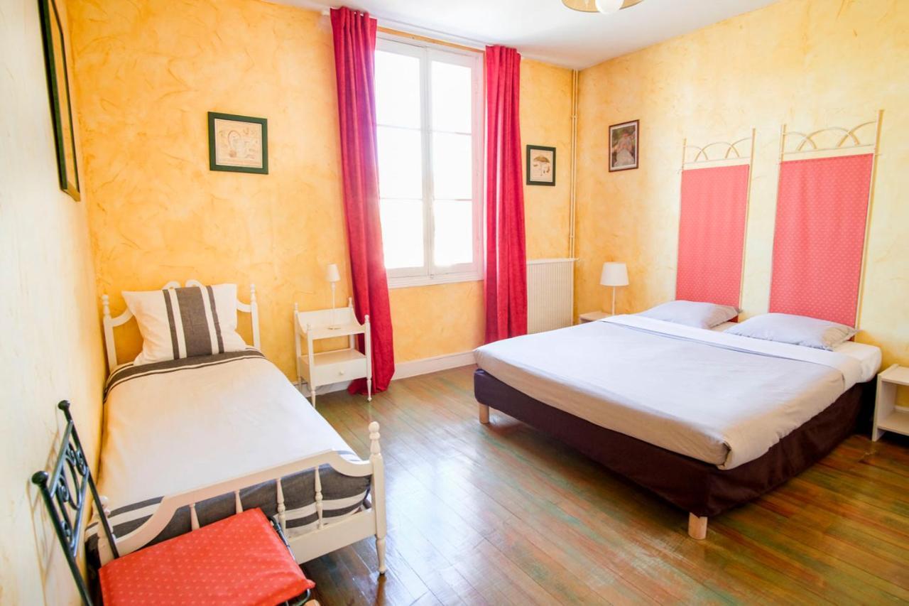 Les Gues Rivieres Bed & Breakfast Pujols  Exterior foto