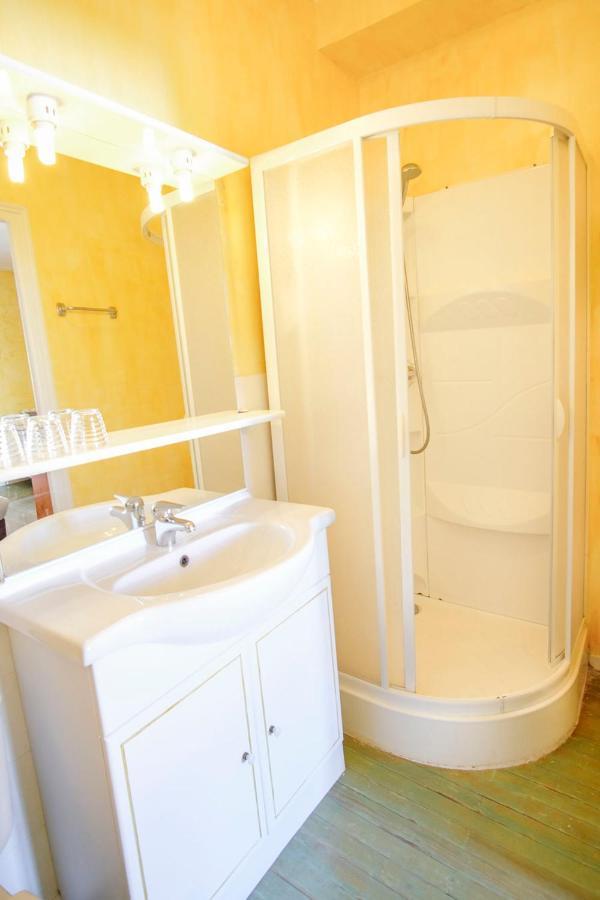 Les Gues Rivieres Bed & Breakfast Pujols  Exterior foto