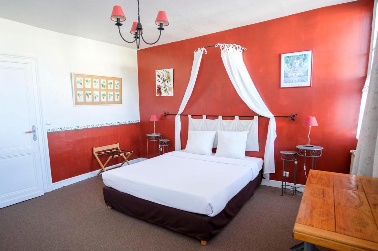Les Gues Rivieres Bed & Breakfast Pujols  Exterior foto